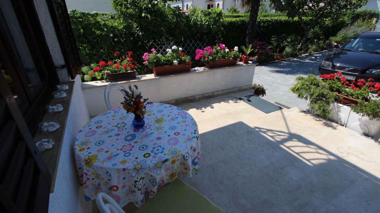 Studio In Vantacici/Insel Krk 14419 Bagian luar foto